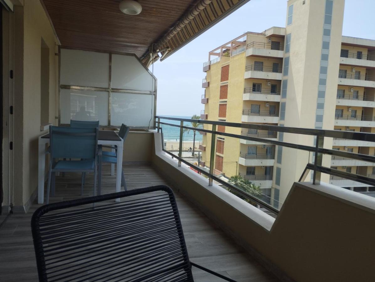 Atico Frente Al Mar Con Parking Para 5 Personas Calafell Exteriör bild
